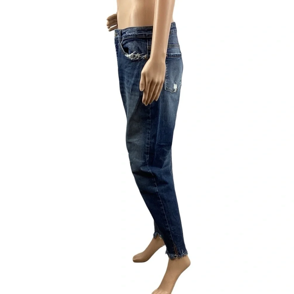 KanCan High Rise Boyfriend Jeans Size 9/28 Blue Distressed
